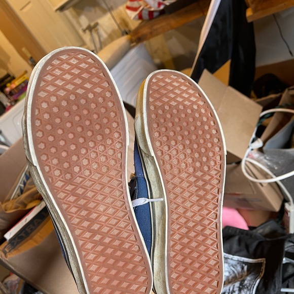 Vans 8.5 - Picture 3 of 5